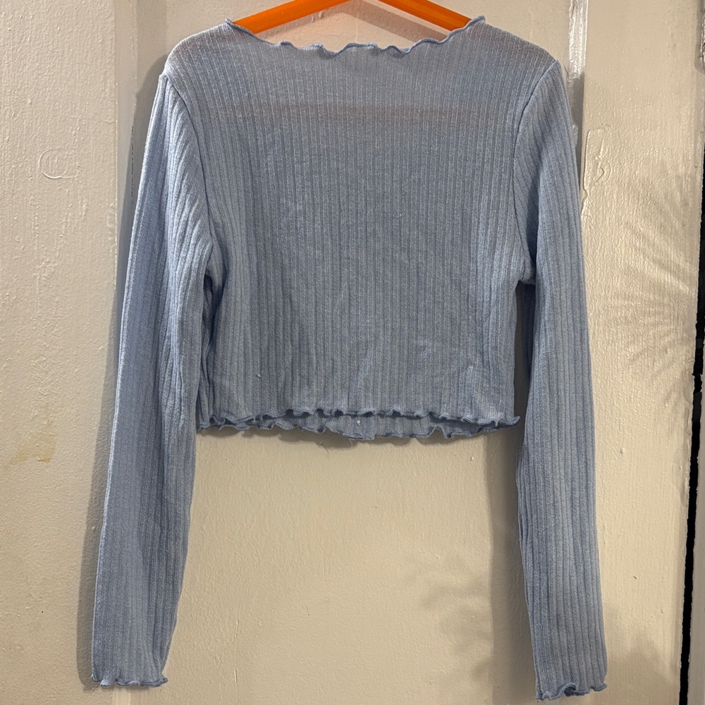 SHEIN Light Blue Ribbed Button-Down Top - Picture 2 of 3